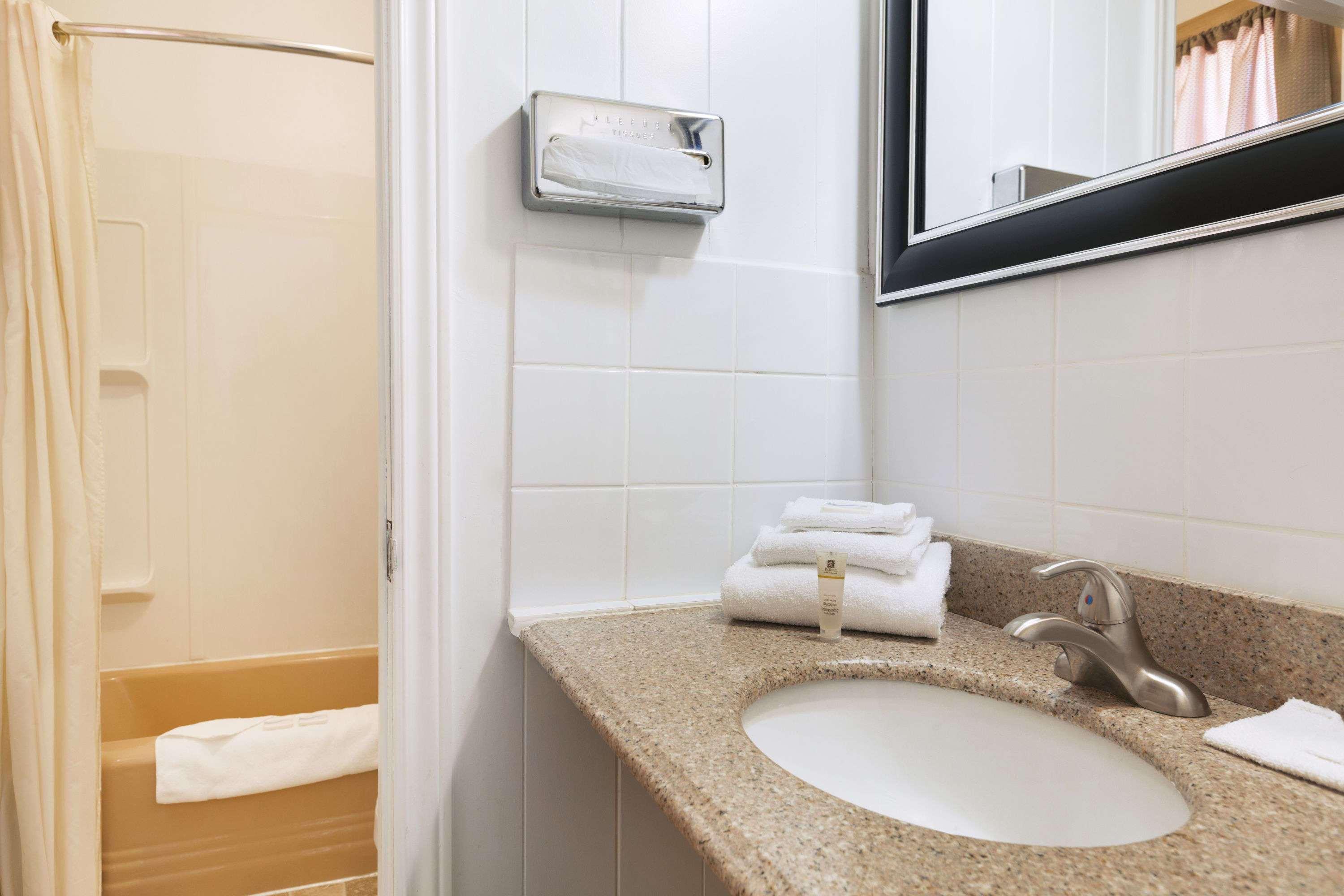 ธริฟต์ลอดจ์ คอกเครน เซาท์ Hotel Cochrane ภายนอก รูปภาพ